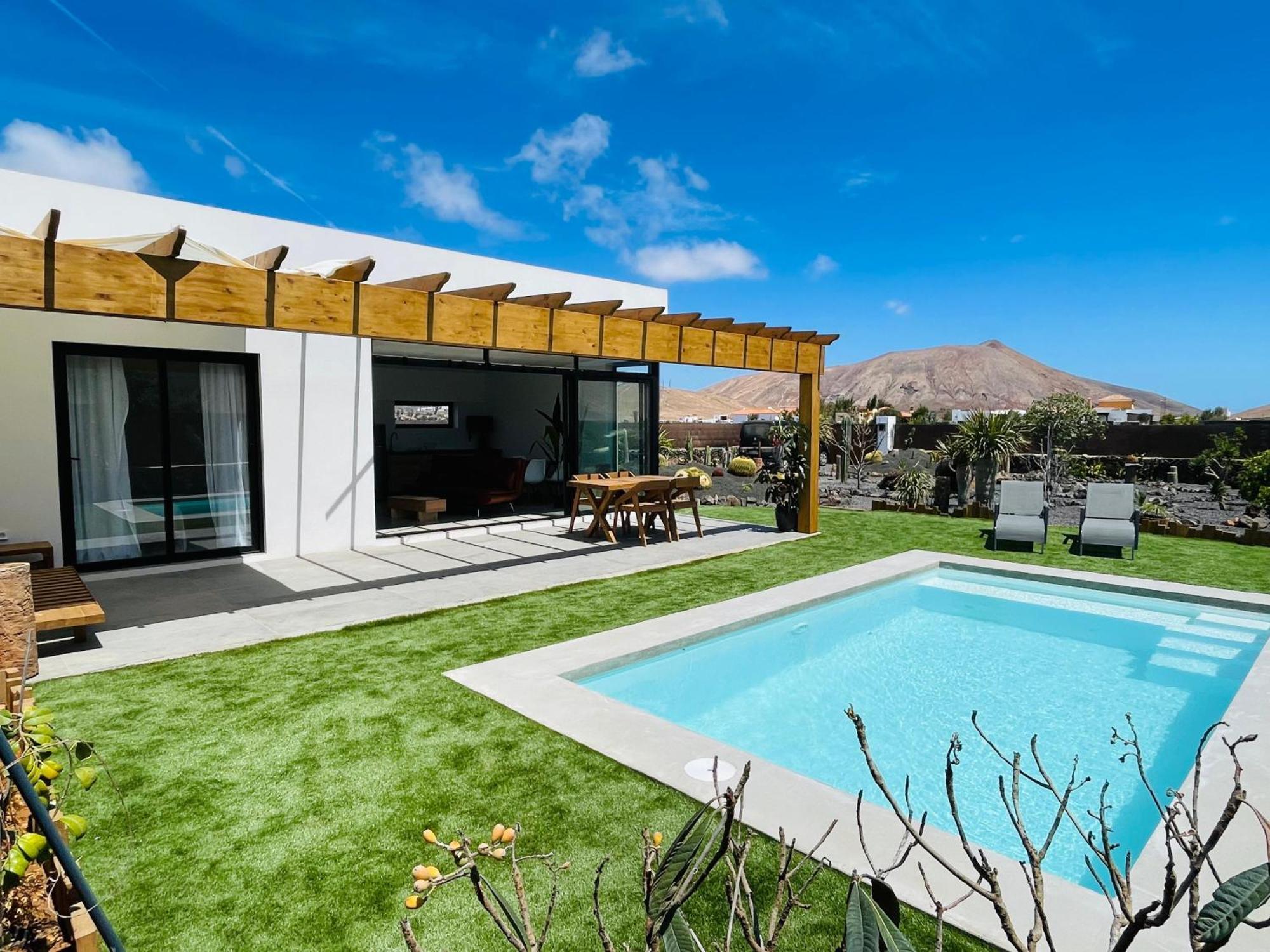 Bungalow + Piscina Independiente Ла-Оліва Екстер'єр фото